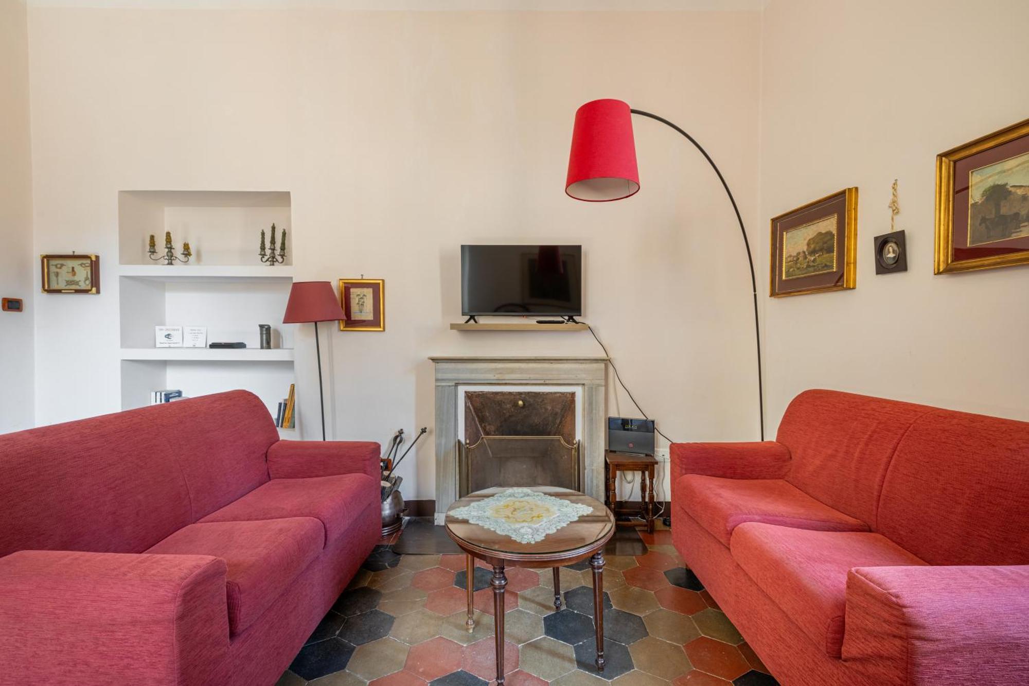 Apartment Charming At Spanish Steps, No Elevator